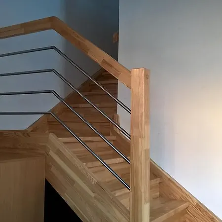 Aquila Goscinne 홈스테이 *